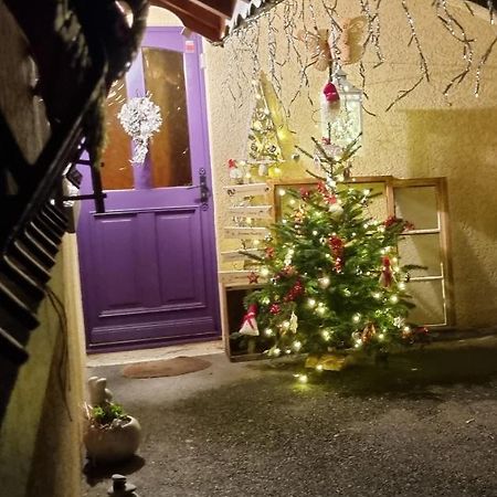 Comme A La Maison, Chambres Au Calme Verrens-Arvey Esterno foto