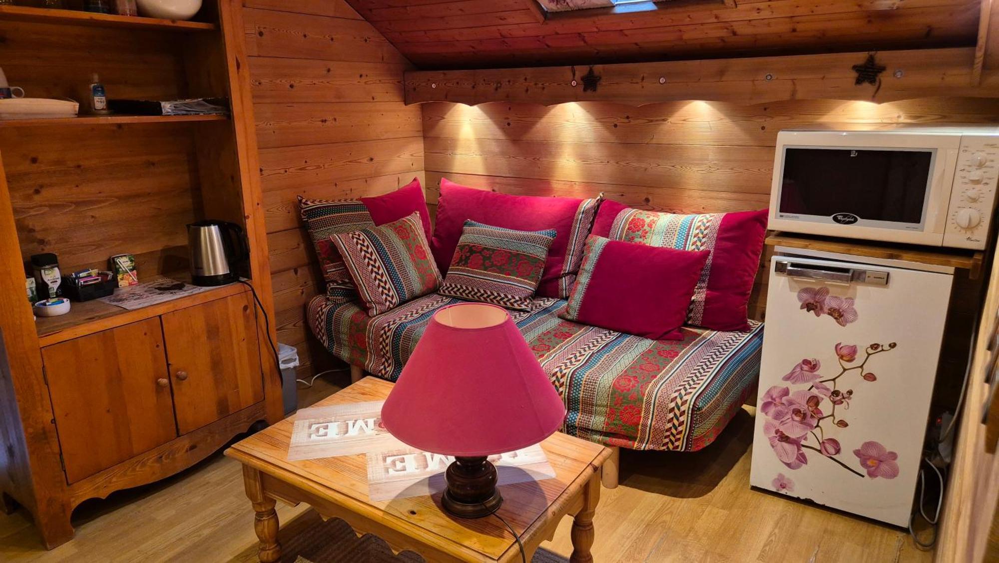 Comme A La Maison, Chambres Au Calme Verrens-Arvey Esterno foto
